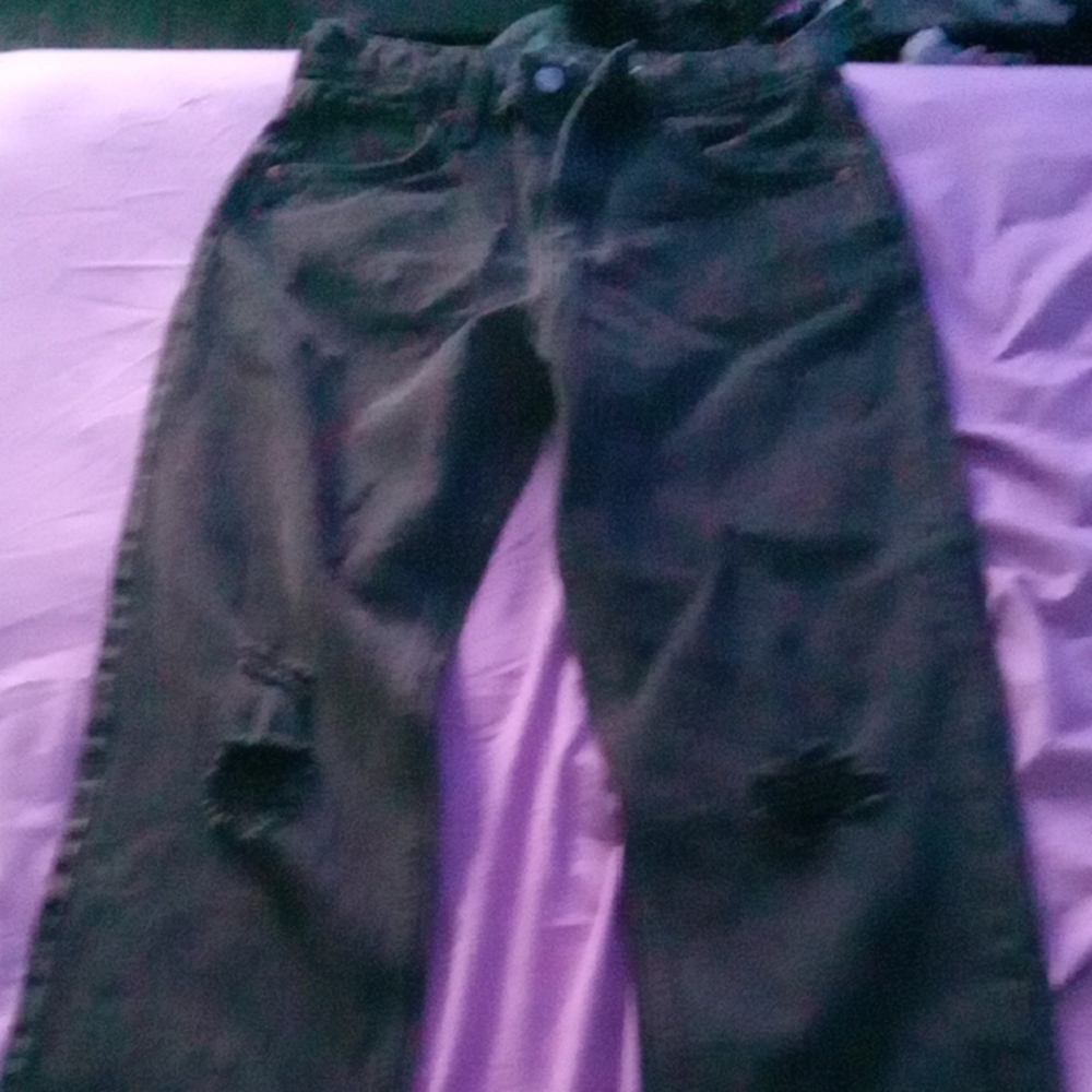 Stylish Black Distressed Jeans